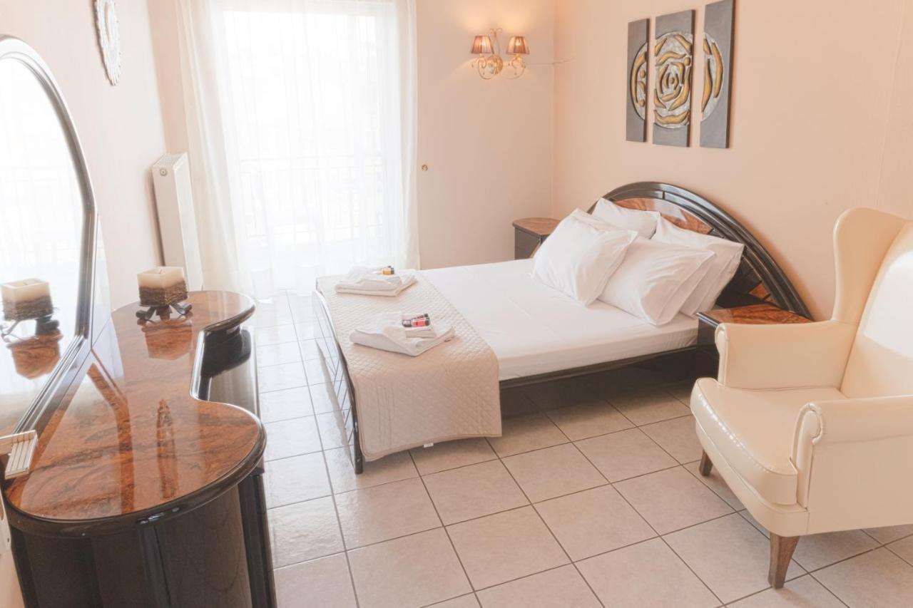 Mangata Apartment Preveza Bagian luar foto